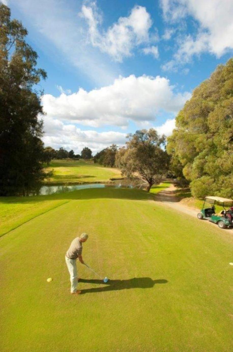Comfort Suites Clubarham Golf Resort Exterior foto